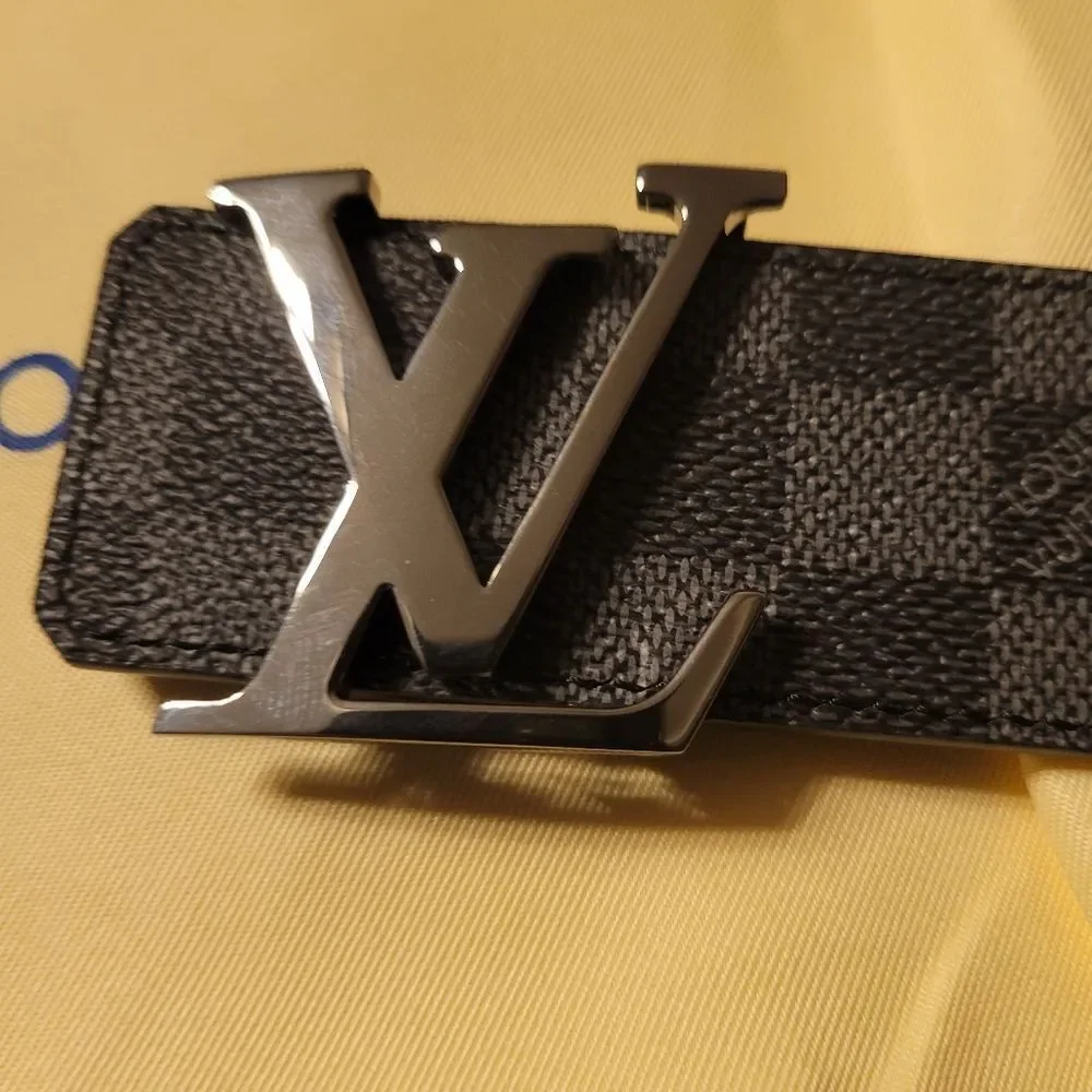 Authentic Louis Vuitton Damier Graphite Reversible Belt 42 inch